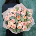 23 розы