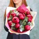 9 пионов