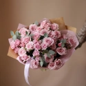 19 кустовых роз