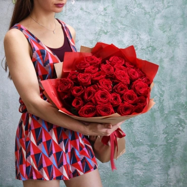 Роза Гран При 50 см.