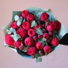 23 розы