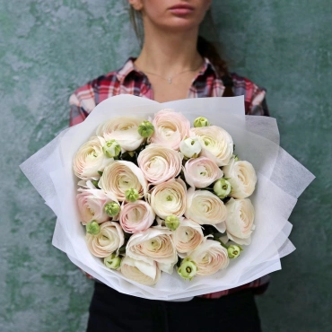 Букет Ранункулюсов