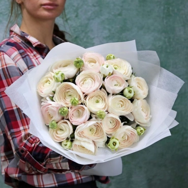 Букет Ранункулюсов
