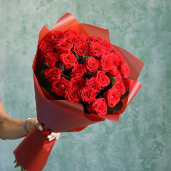 Розы Эль Торо букет 70 см.