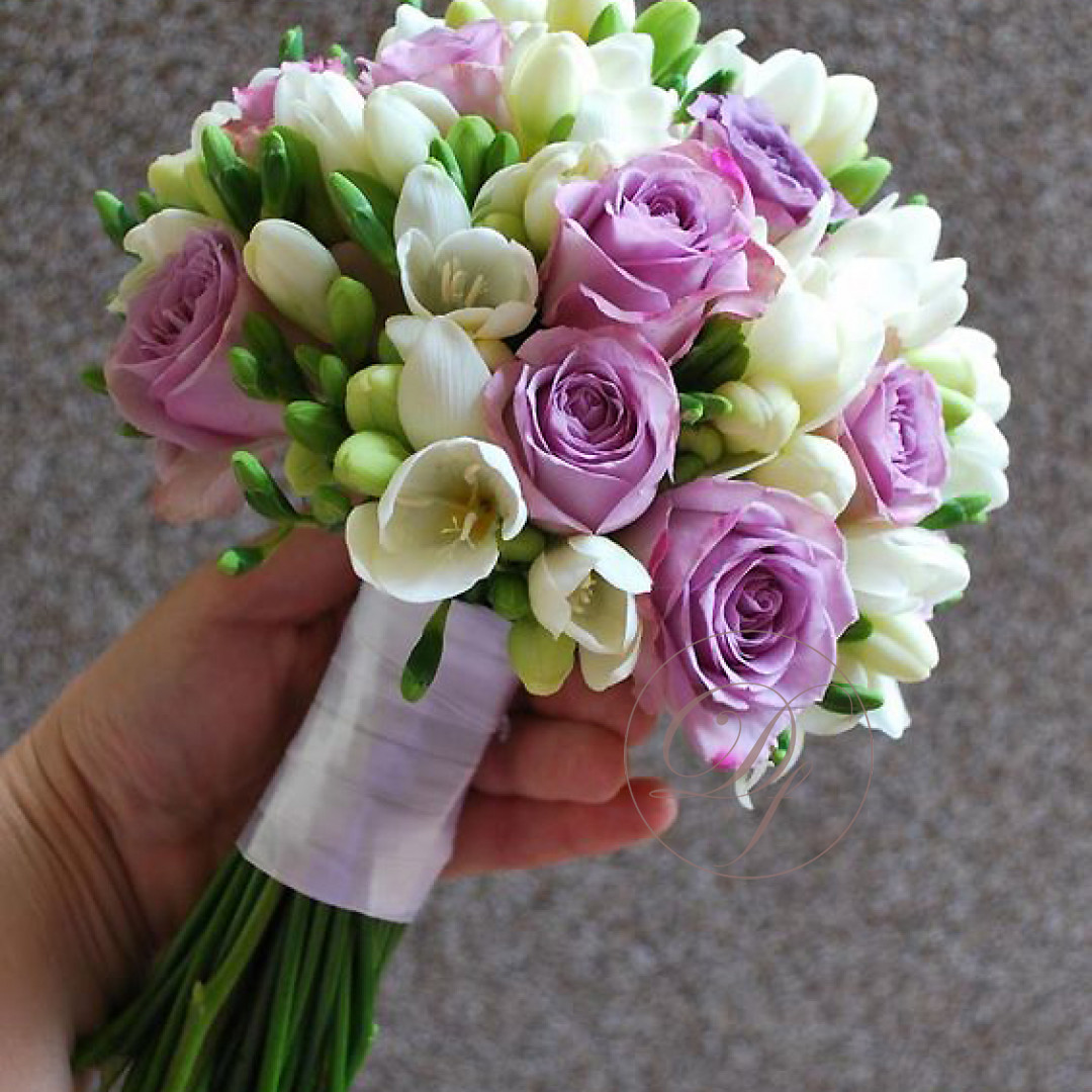 Букет невесты из фрезии и розы купить | Свадебный букет купить | Интернет  магазин цветов dakotaflora.com