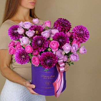 Цветы в коробке "Фиолетовый Бум"